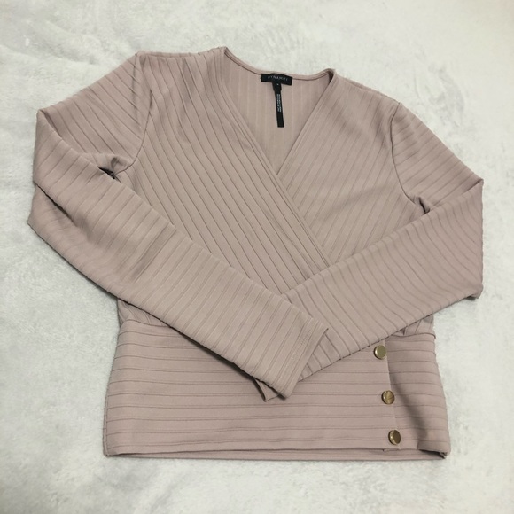 Dynamite Nude Peplum Top with gold buttons M - Picture 2 of 8